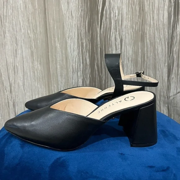 Alterre -Customizable Black V Mule + Removable Elsie Strap - Picture 2 of 4